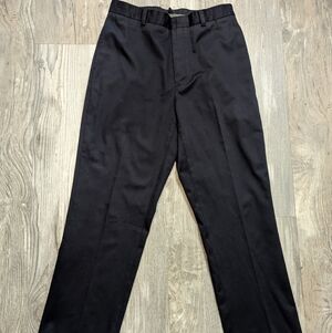 L.L. Bean O APF5 men's black dress slacks size 32